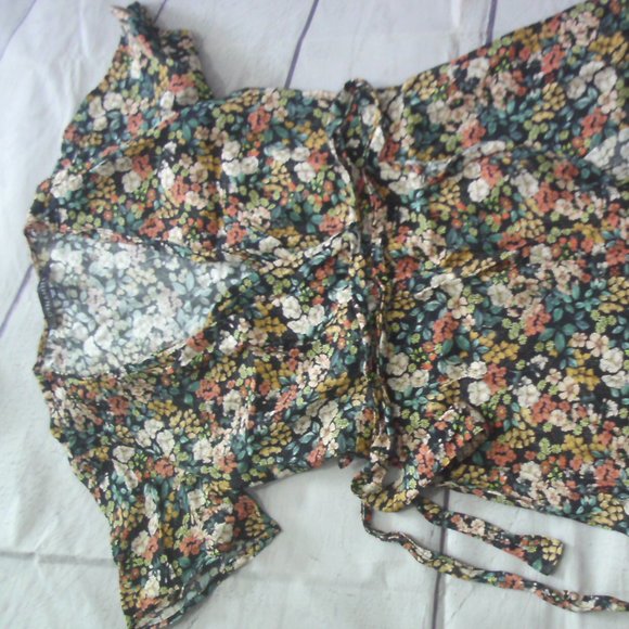 *SOLD* Dynamite Ladies Wrap Style Summer Dress With Matching Belt Sz XS - Picture 1 of 3